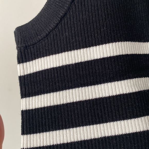 Zara SLEEVELESS STRIPED KNIT TOP(7) - Picture 6 of 8